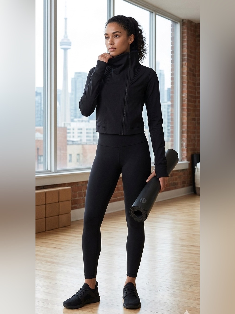 Lululemon Rare Principle Crop Jacket Sz 6 Black Asymmetric Moto Yoga
Quilted